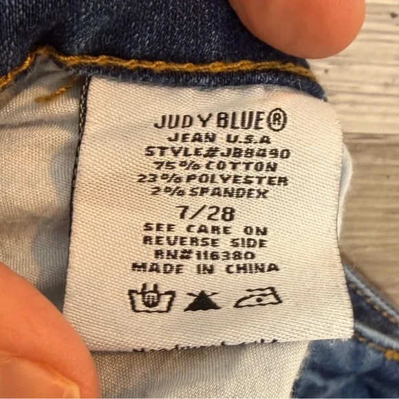 Judy Blue JB8490 High Rise Seamed Front Raw Hem Flare Jeans size 7 - Picture 6 of 10